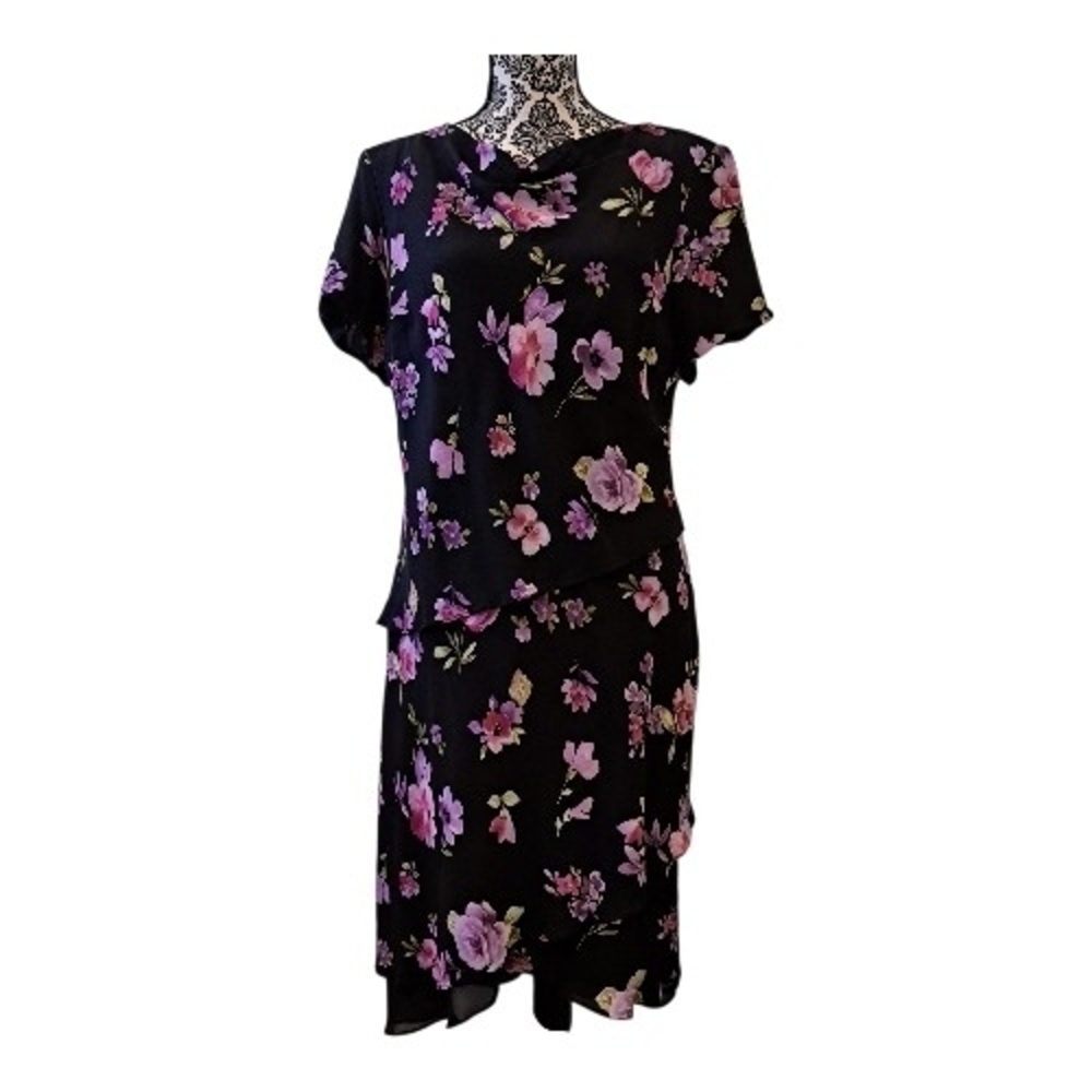 Donna Ricco Black Dress with Purple Floral Design size Petite 16